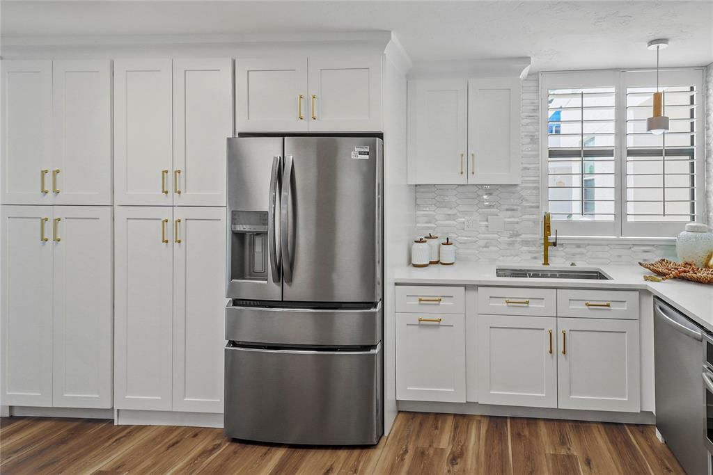 Interior, Kitchen, Pendant Lights, Stainless Steel Appliances, Wood Texture Flooring