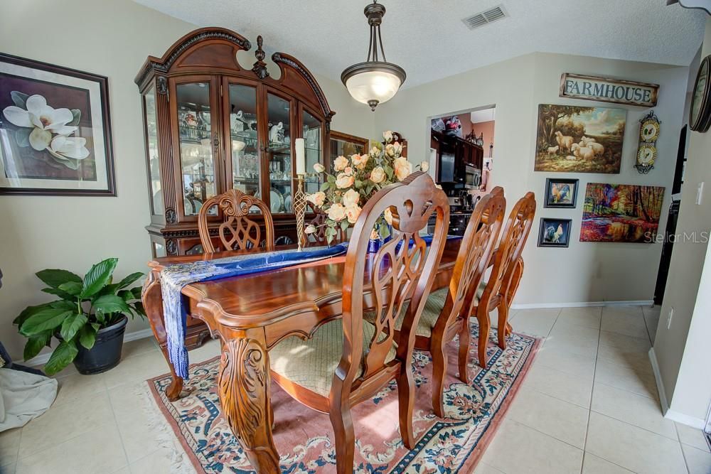 Dining room, Interior