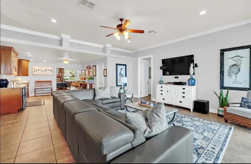 Interior, Kitchen, Living room, Recessed Lighting