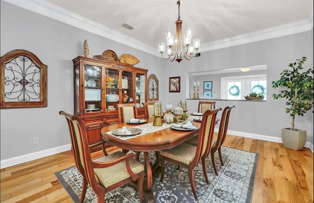 Chandelier, Dining room, Interior, Wood Texture Flooring