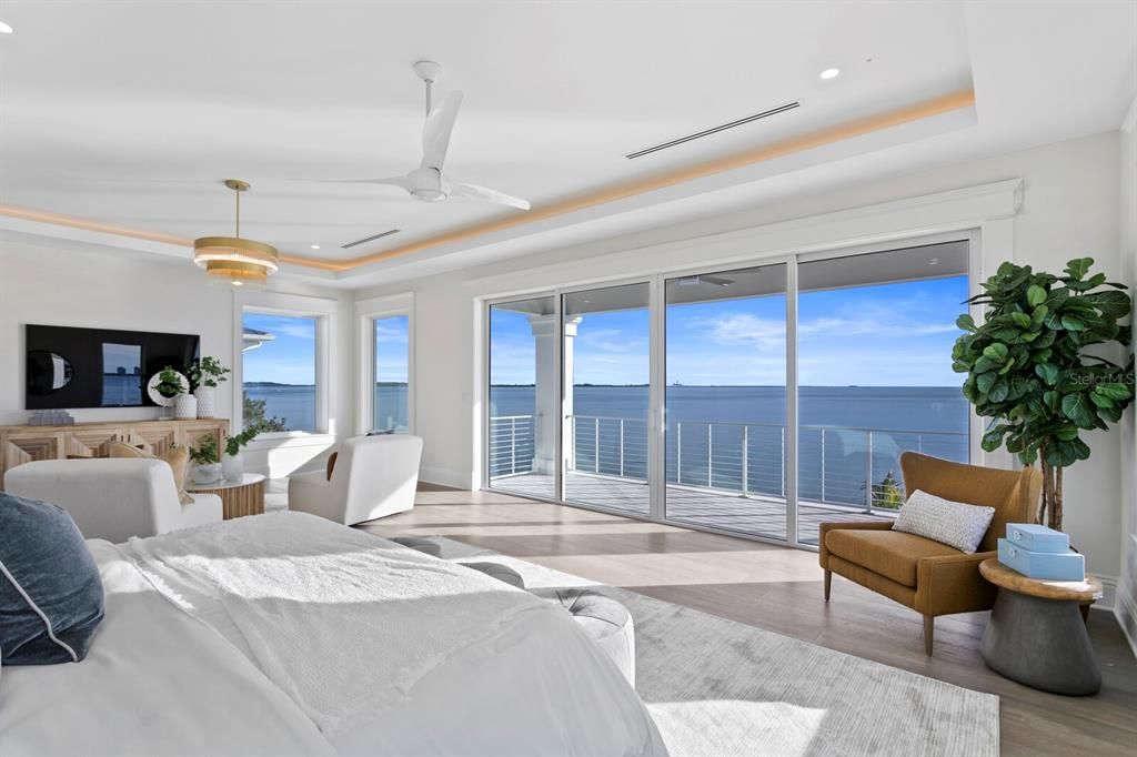 Bedroom, Interior, Recessed Lighting, Water, Wood Texture Flooring