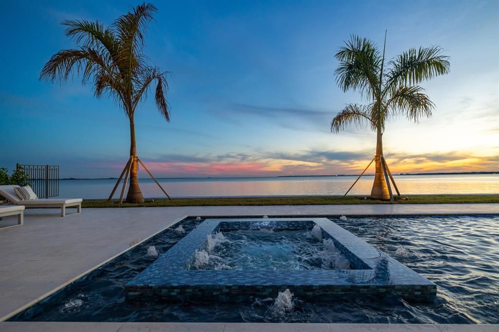 Exterior, Pool, Water