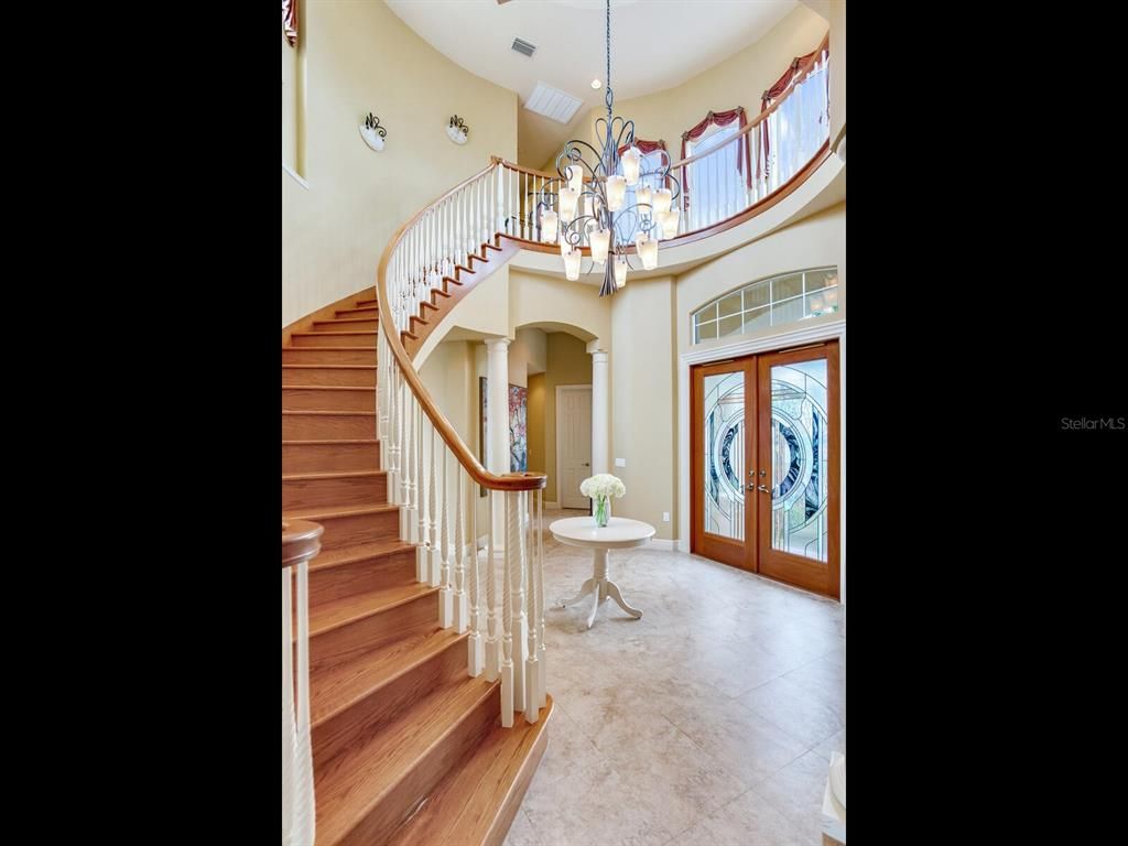 Chandelier, Interior, Recessed Lighting