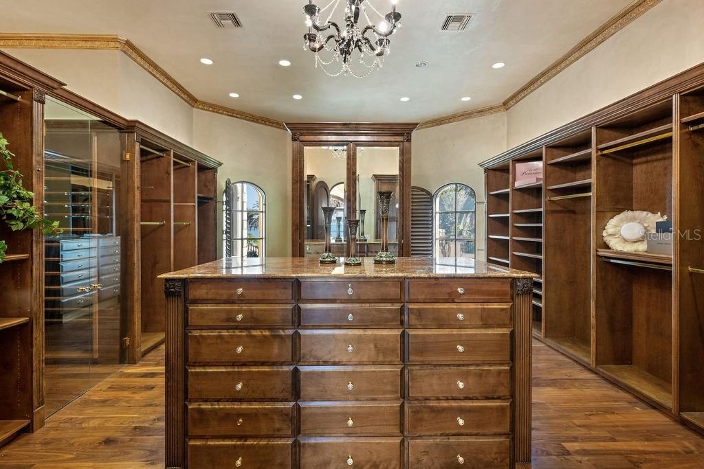 Chandelier, Interior, Recessed Lighting, Walk-in Closets, Wood Texture Flooring