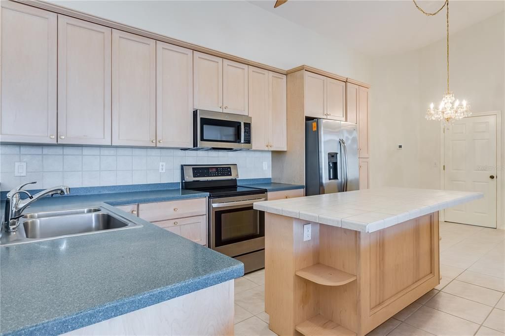 Interior, Kitchen, Pendant Lights, Stainless Steel Appliances, Tile Countertops