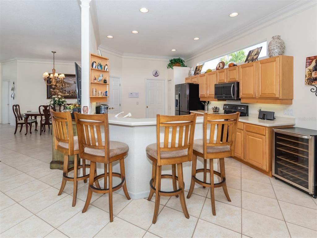 Chandelier, Dining room, Interior, Kitchen, Recessed Lighting