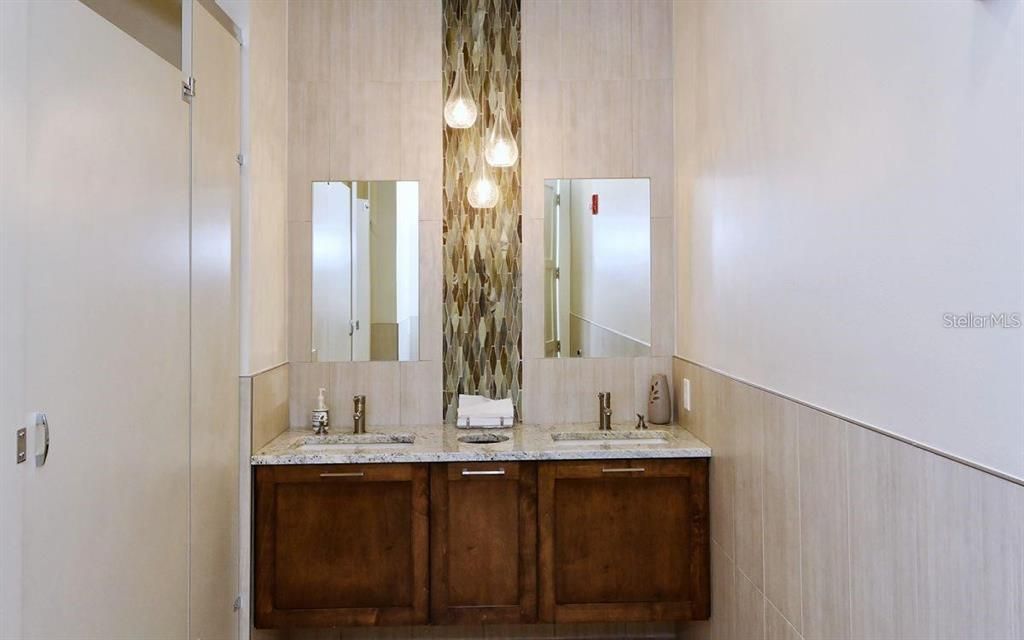 Bathroom, Dual Sink Vanities, Interior, Pendant Lights