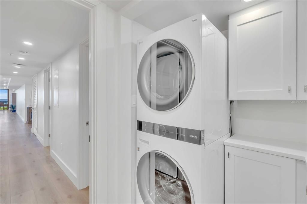 Interior, Recessed Lighting, Utility Closets, Washer, Wood Texture Flooring