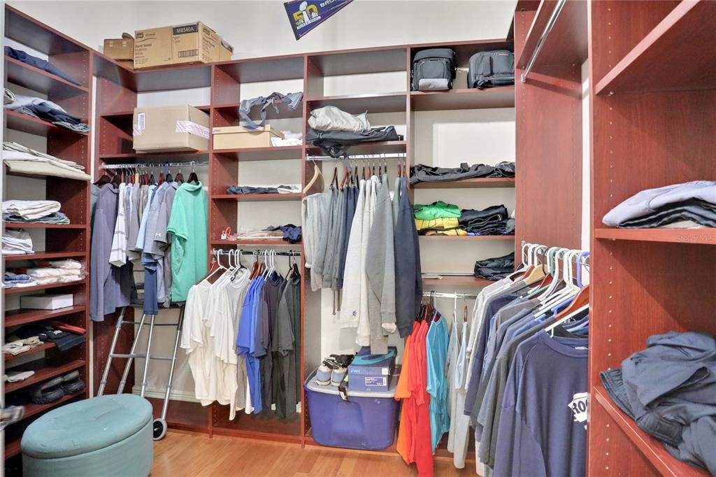 Interior, Walk-in Closets, Wood Texture Flooring