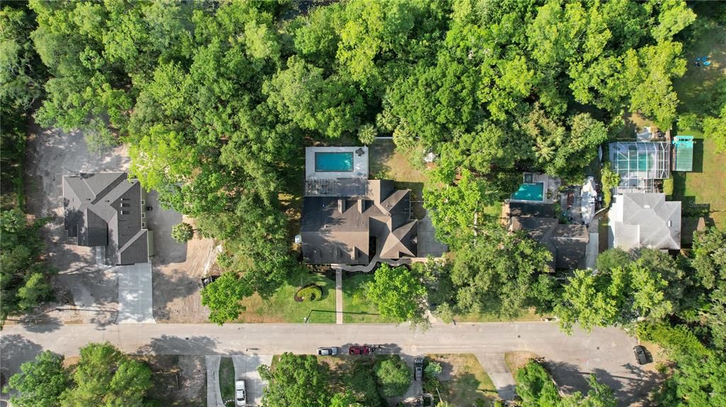 Exterior, Drone