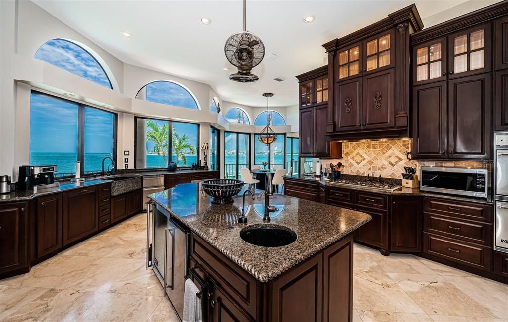 Dining room, Interior, Kitchen, Pendant Lights, Recessed Lighting, Water