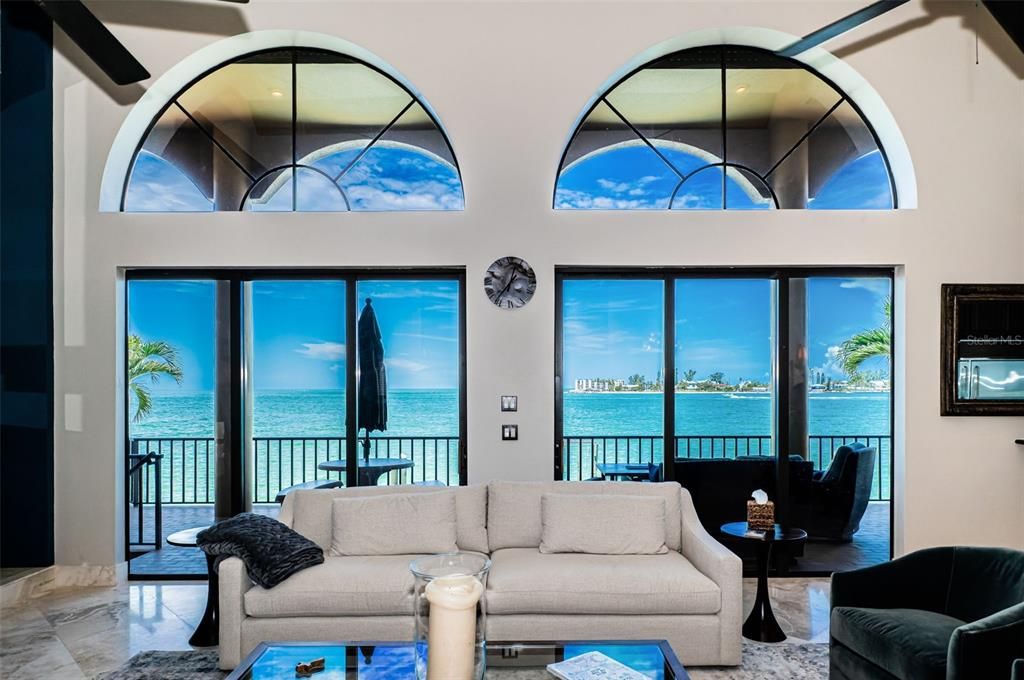 Interior, Living room, Water