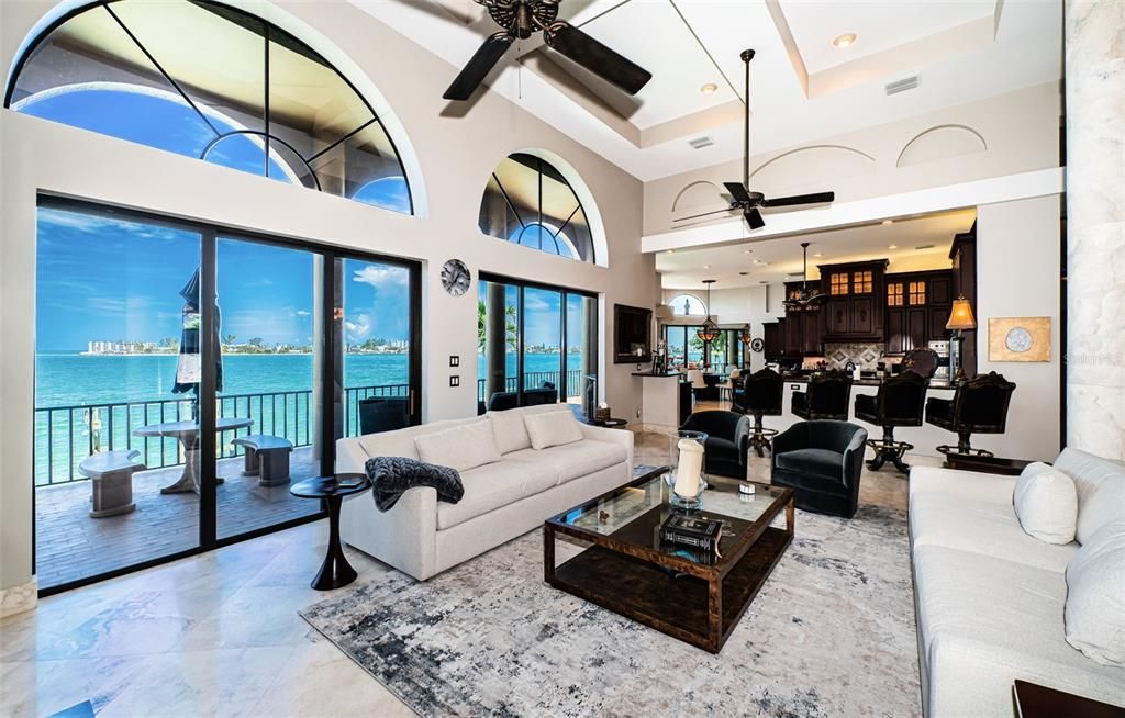 Interior, Kitchen, Living room, Pendant Lights, Recessed Lighting, Water