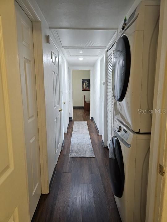 Interior, Utility Closets, Washer, Wood Texture Flooring