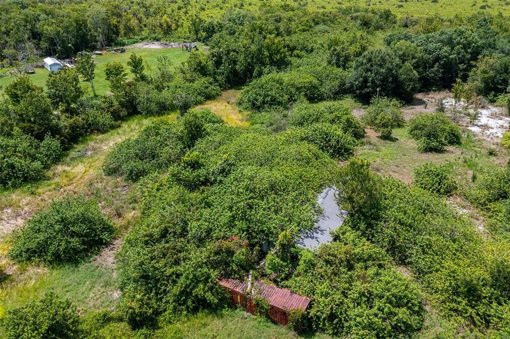 Exterior, Drone