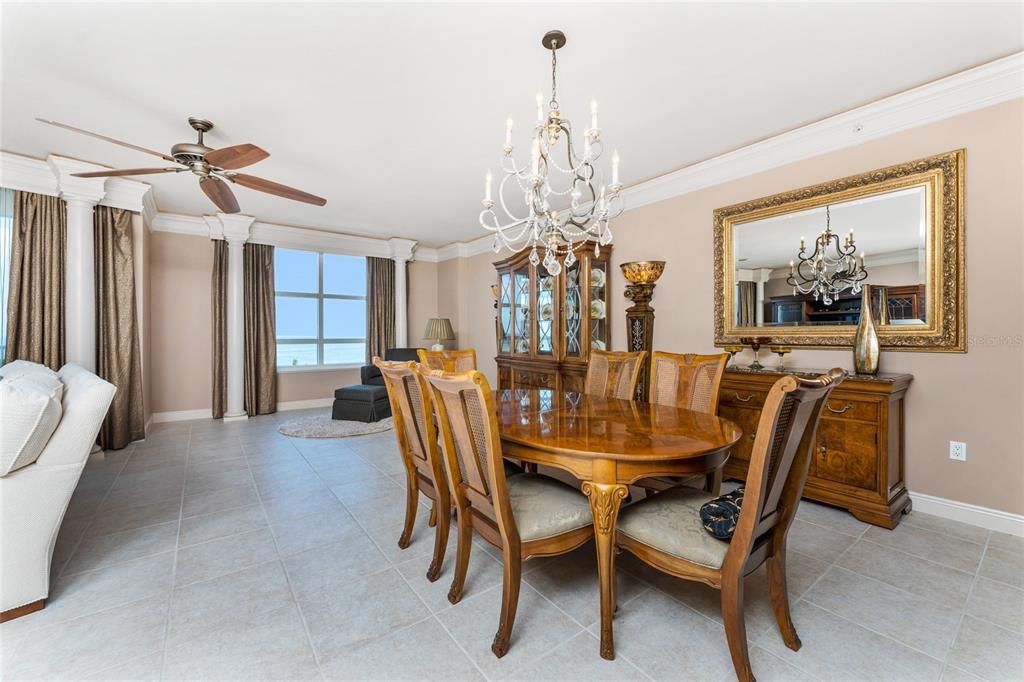 Chandelier, Dining room, Interior