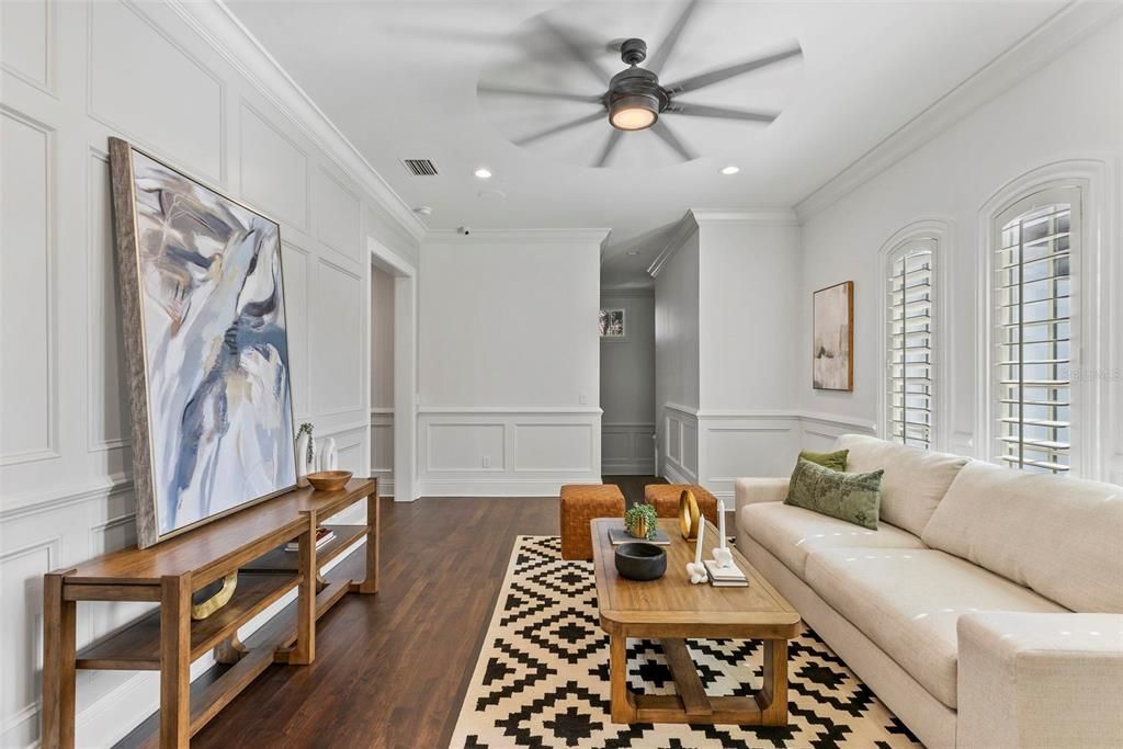 Interior, Living room, Recessed Lighting, Wood Texture Flooring