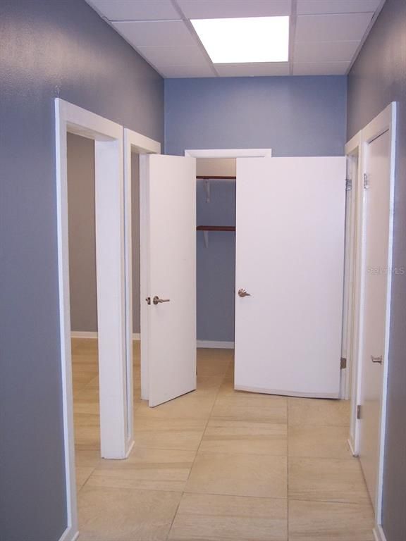 Interior, Recessed Lighting