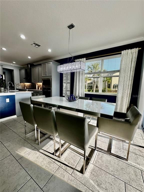 Dining room, Interior, Kitchen, Pendant Lights, Recessed Lighting