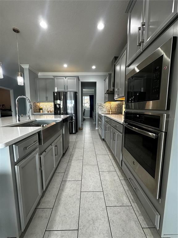 Interior, Kitchen, Pendant Lights, Recessed Lighting, Stainless Steel Appliances