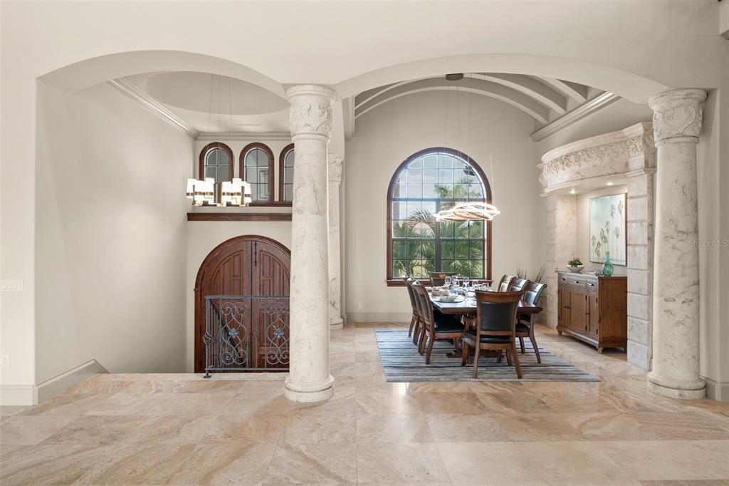 Chandelier, Dining room, Interior, Pendant Lights