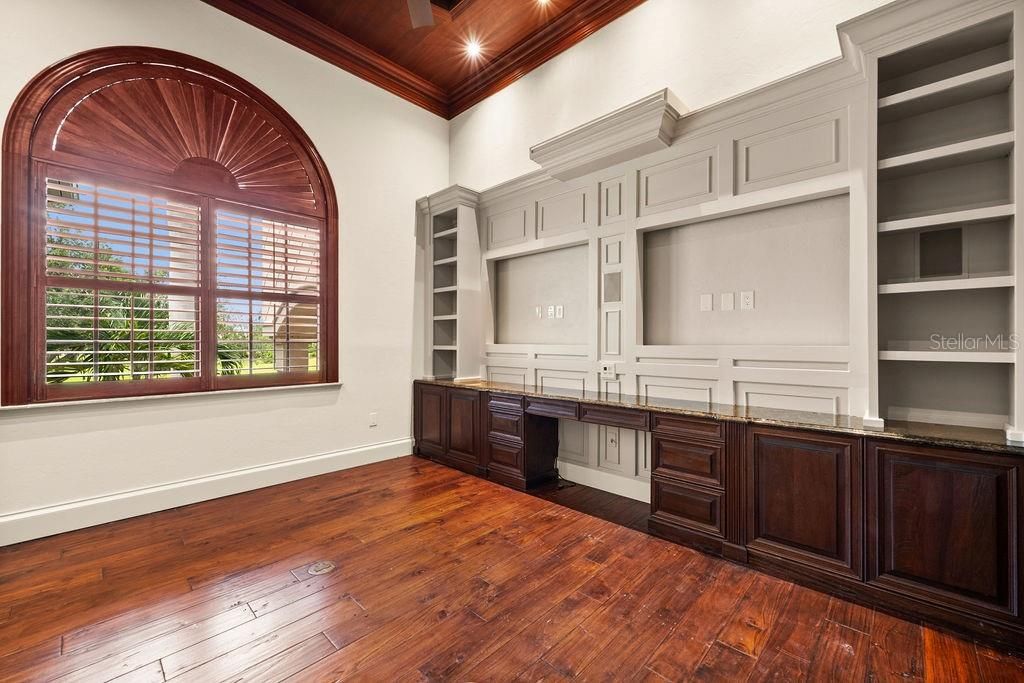 Interior, Recessed Lighting, Wooden Ceilings, Wood Texture Flooring