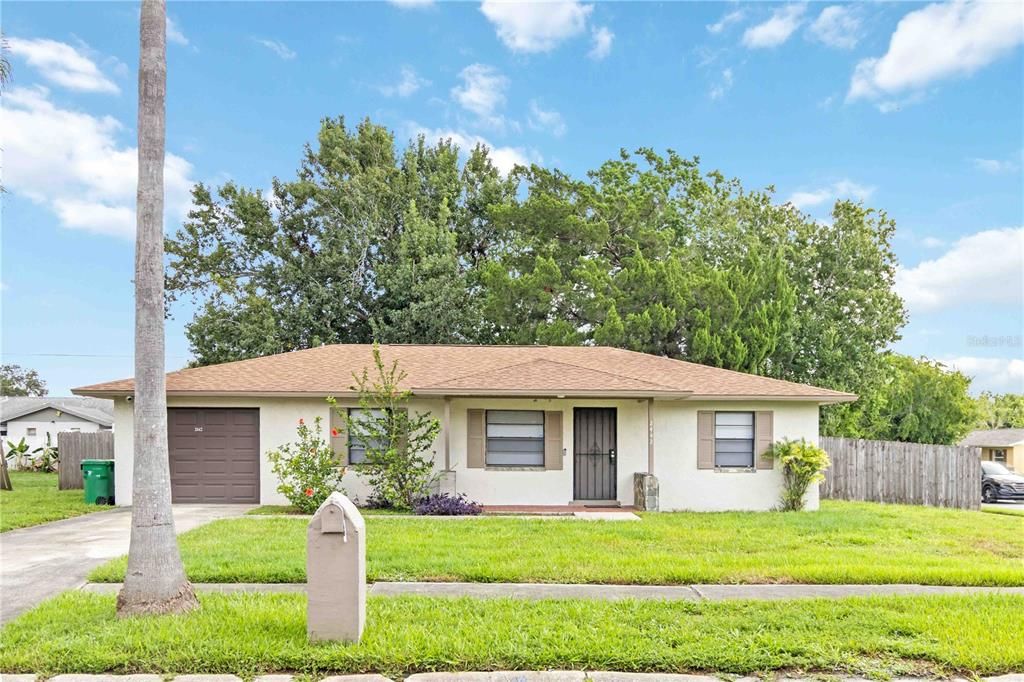 Attached, Backyard, Exterior, Facade, Ranch