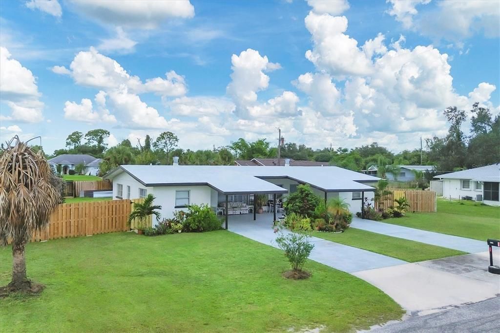 Backyard, Exterior