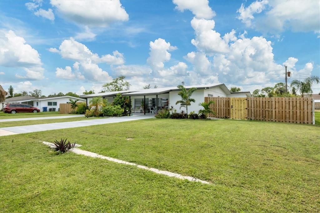 Backyard, Exterior
