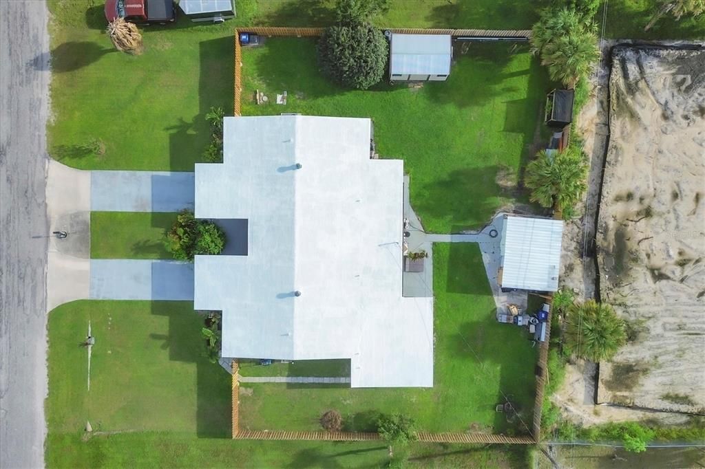 Exterior, Drone