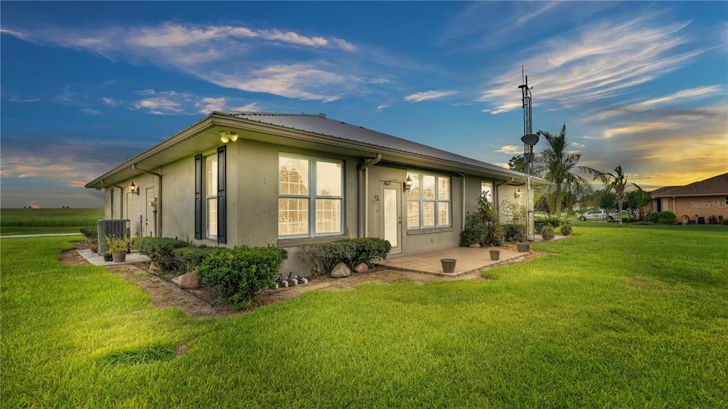 Backyard, Exterior