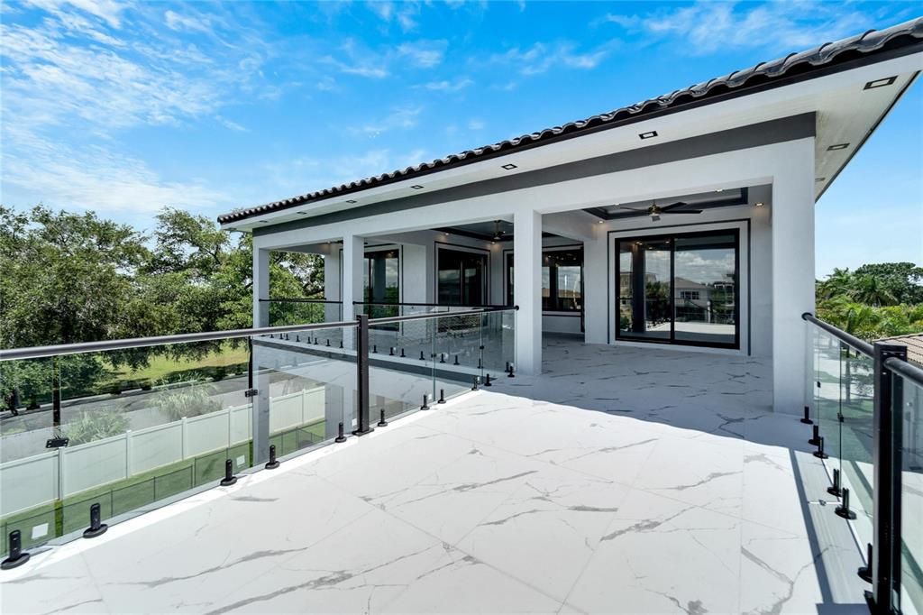 Exterior, Marble