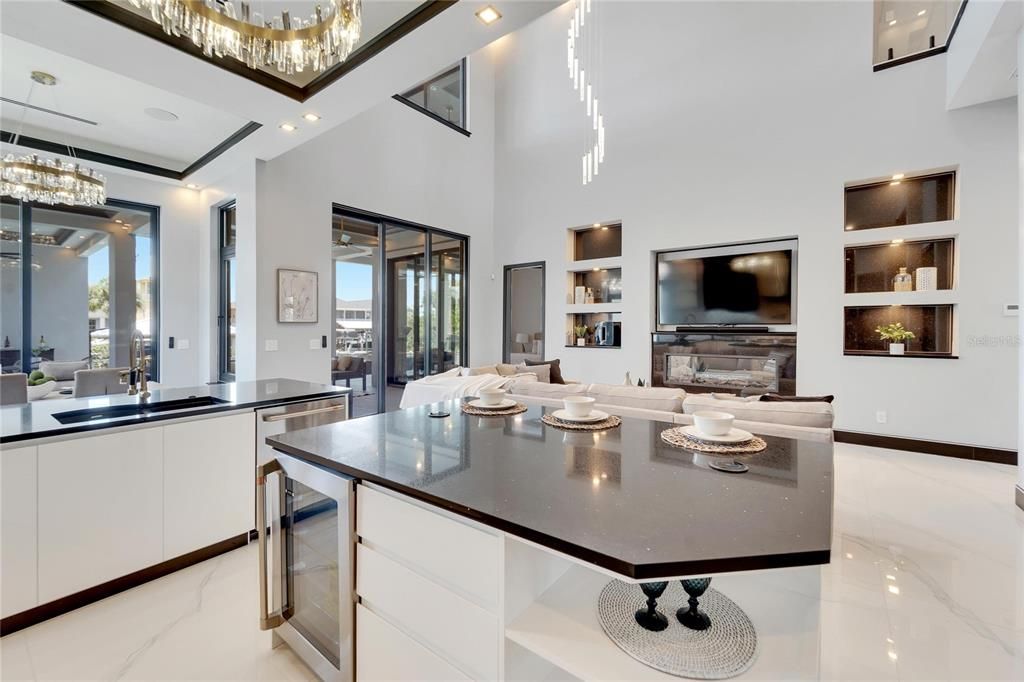 Chandelier, Interior, Kitchen, Living room, Marble, Pendant Lights, Recessed Lighting