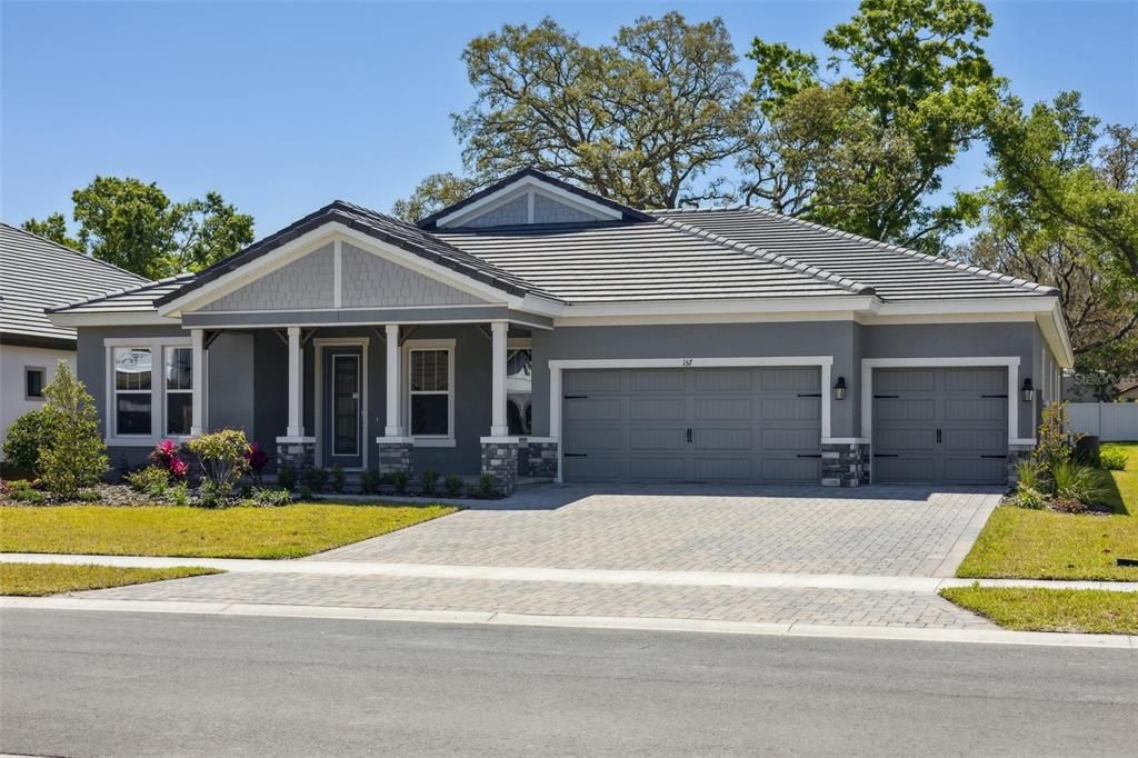 Attached, Exterior, Facade, Ranch