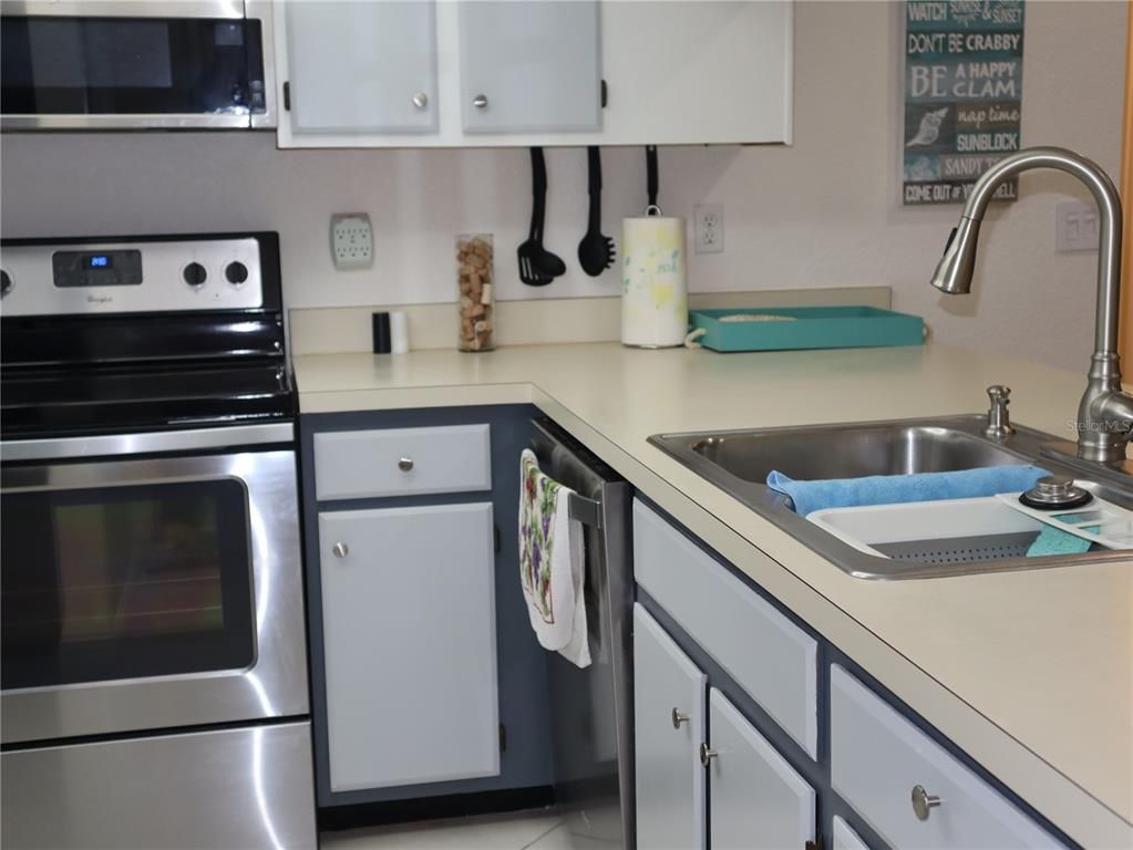 Interior, Kitchen, Stainless Steel Appliances