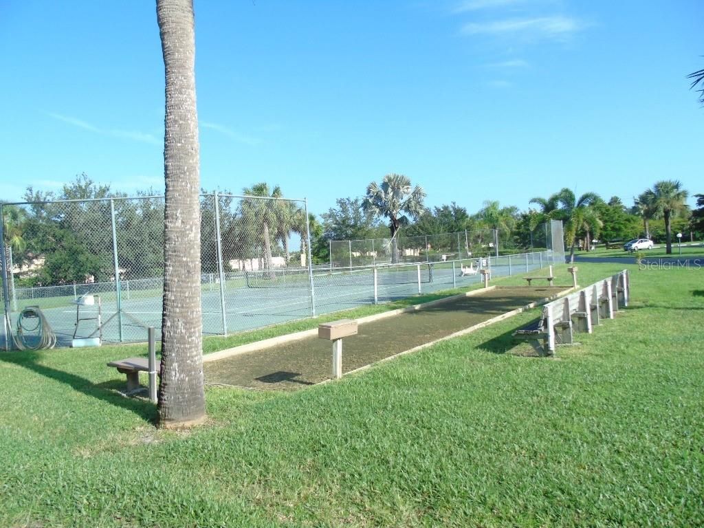 Exterior, Tennis Courts