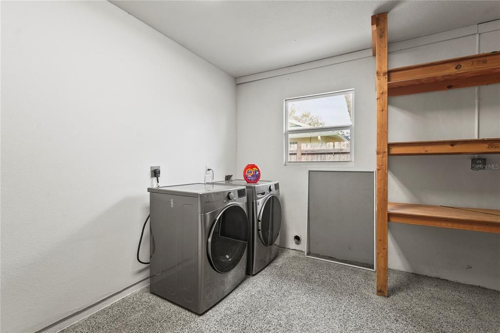 Interior, Washer