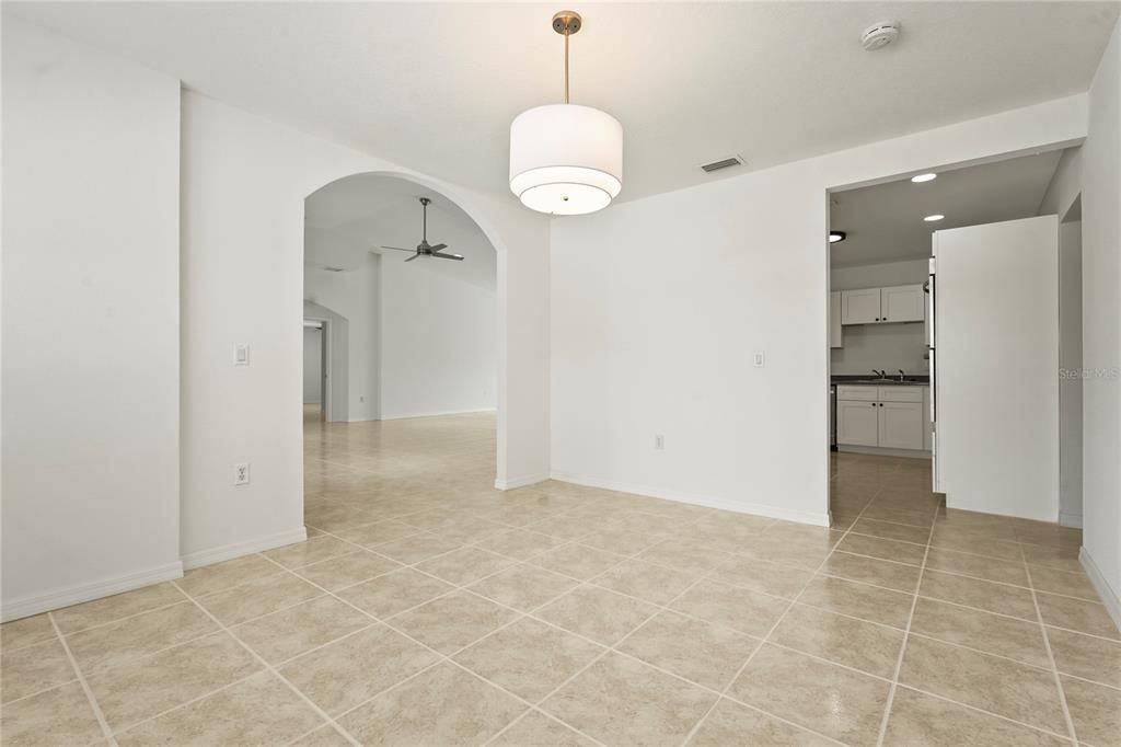 Empty room, Interior, Kitchen, Recessed Lighting