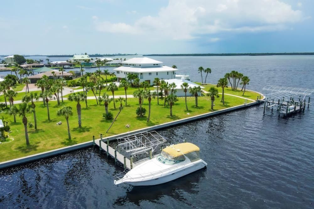 Exterior, Lake, Water