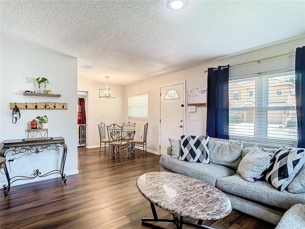 Dining room, Interior, Living room, Pendant Lights, Recessed Lighting, Wood Texture Flooring