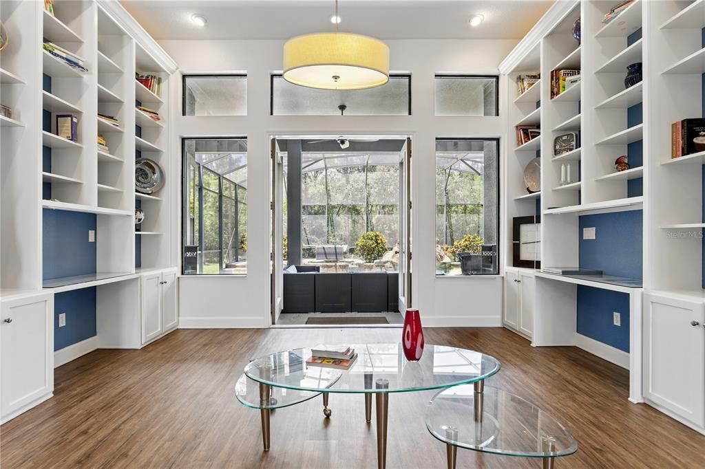 Interior, Recessed Lighting, Wood Texture Flooring