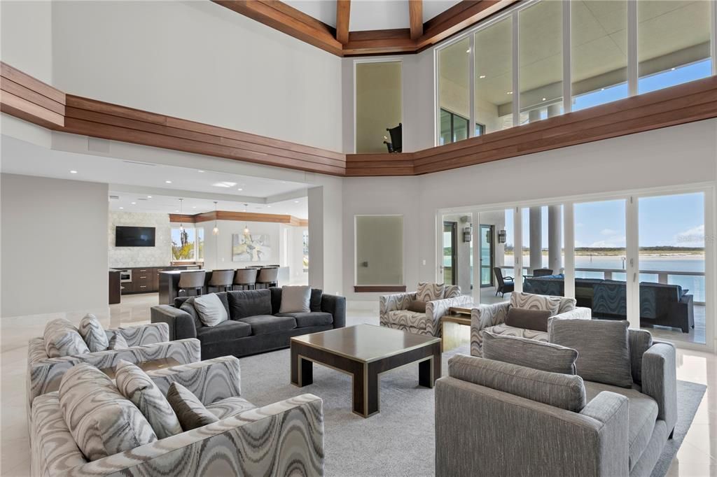 Interior, Kitchen, Living room, Pendant Lights, Recessed Lighting, Water