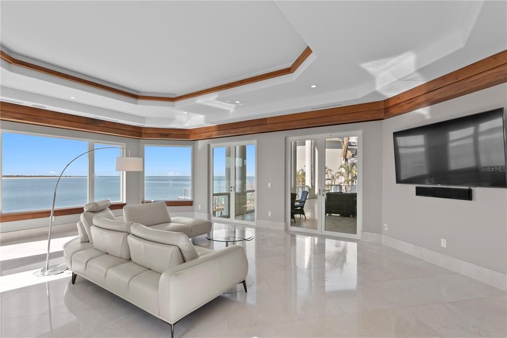Interior, Living room, Recessed Lighting, Water