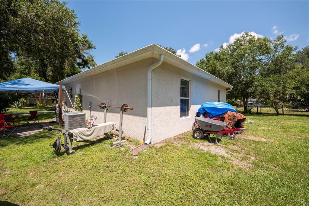 Backyard, Exterior