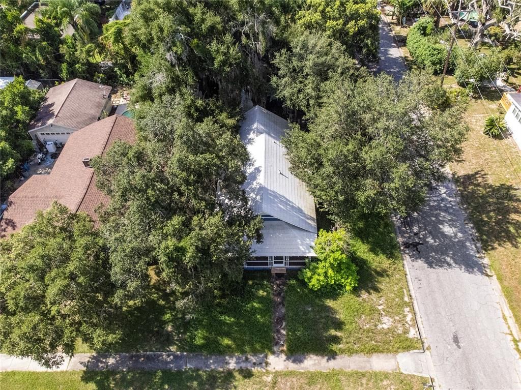 Exterior, Drone