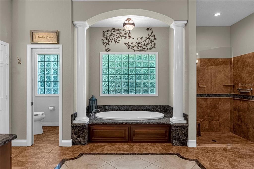 Bathroom, Interior, Recessed Lighting