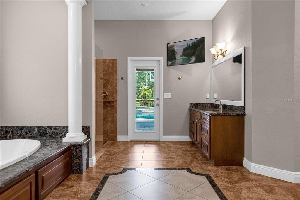 Bathroom, Dual Sink Vanities, Interior