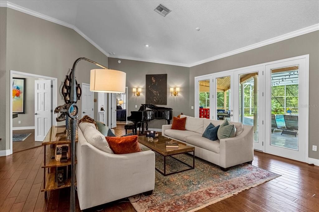 Interior, Living room, Piano, Recessed Lighting, Wood Texture Flooring
