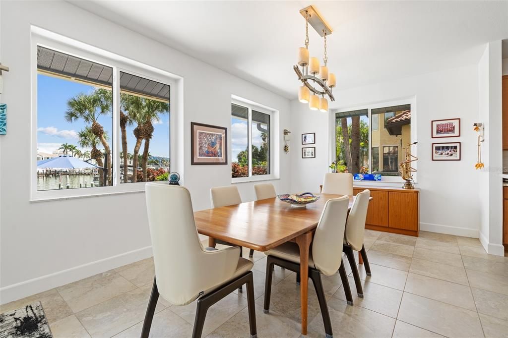 Dining room, Interior, Pendant Lights