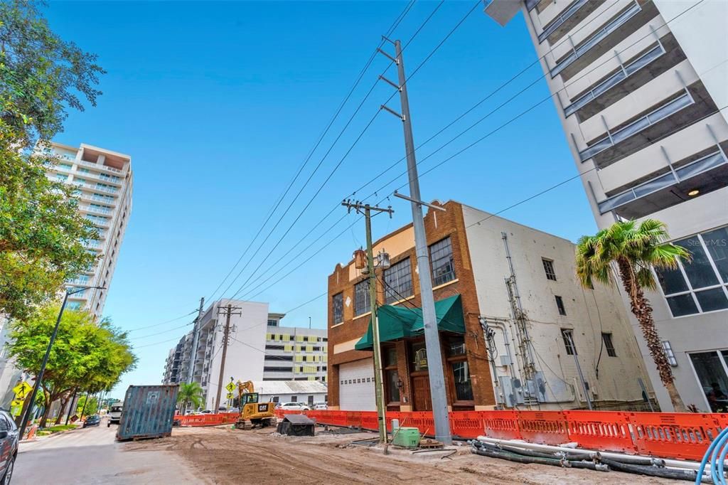 Exterior, Facade, Condo Building
